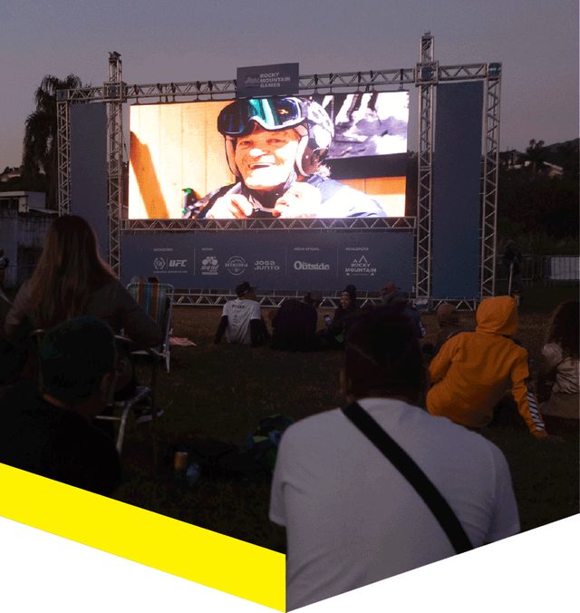 Sessão de cinema do festival Rocky Spirit no Rocky Mountain Games